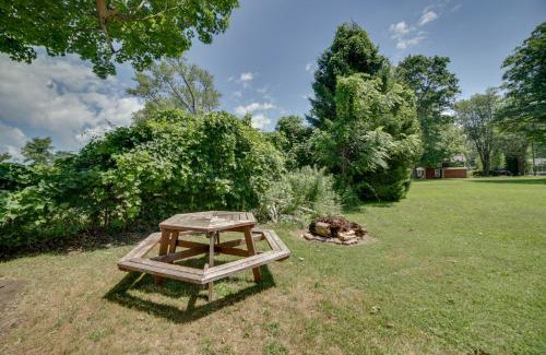 Geneva-on-the-Lake Apartamento | Charming Apartment On The Strip By Lake Erie!