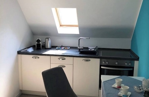 Rommerskirchen Apartamento | Charming apartment on Wasserburg Anstel equestrian farm