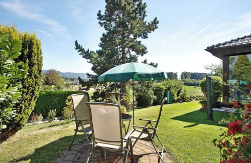 Weissensberg Apartamento | Encantador apartamento "Ferienwohnung Garloff" cerca del lago Constanza con vistas a la montaña