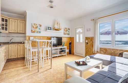 Orzola Apartamento | Apartamento en primera línea de mar con Wi-Fi