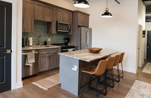 Troy Apartamento | Charming Apartment Downtown Troy