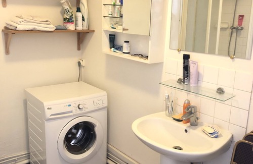 Combat Apartamento | Charming apartment in Canal Area - Central Paris - with WiFi