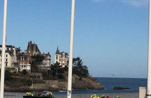 Dinard Apartamento | Charming apartment in downtown Dinard close to the beach 4/6 people