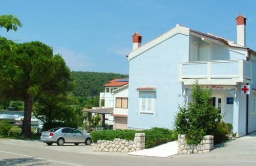 Suha Punta Apartamento | Charming apartment in Kampor with private garden - 28 m²