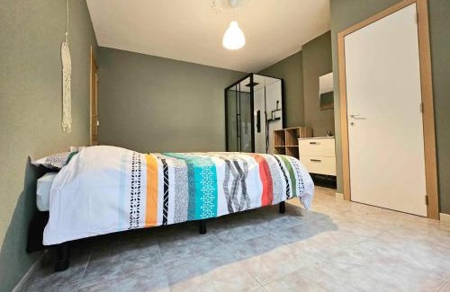 Mons Apartamento | Charming apartment in Mons 40 m² with private parking