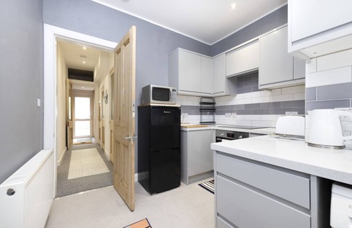 Leith Apartamento | Charming Apartment near Leith Links with Patio