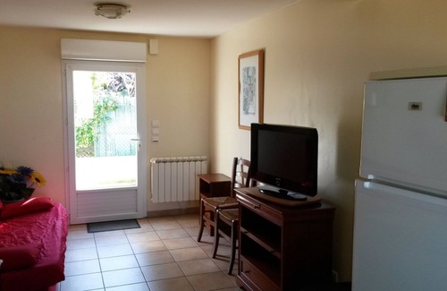 Ajac Casa | APARTAMENTO CON ENCANTO TRANQUILO EN GRAN CASA
