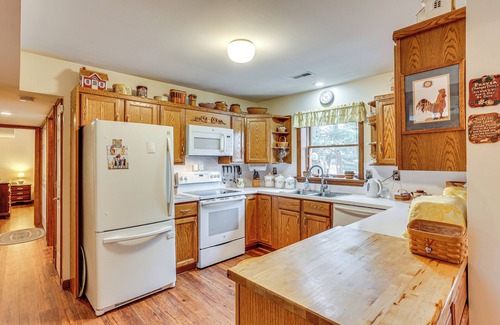 Salunga Apartamento | ¡NUEVO! Apartamento con patio - 5 mi a Spooky Nook Sports