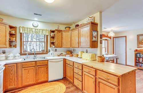 Salunga Apartamento | ¡NUEVO! Apartamento con patio - 5 mi a Spooky Nook Sports