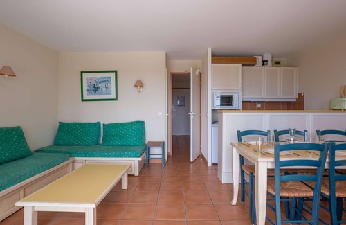 Arcangues Apartamento | Apartamento encantador con piscina y estacionamiento en Arcangues