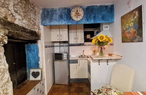 Centro histórico Apartamento | Charming Apartment With Beautiful Views in old Town of Cuenca