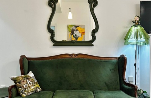 Bar Apartamento | Charming apartment with WiFi, AC in fabulous Bar