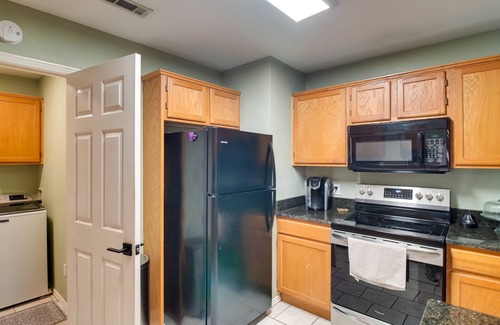 Fayetteville Casa | Charming Arkansas Retreat w/ Deck, Near Downtown!