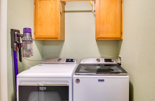 Fayetteville Casa | Charming Arkansas Retreat w/ Deck, Near Downtown!