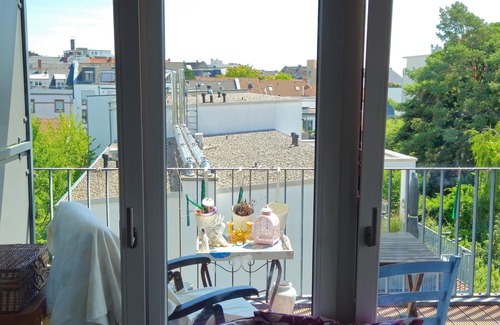 Bornheim Condominio | Charming artist's home with a special atmosphere, in a luxury complex.