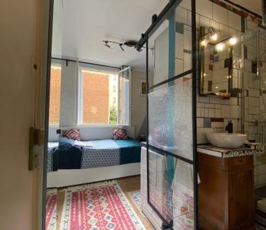 Republique–Point-du-Jour Apartamento | Charming Arty Studio