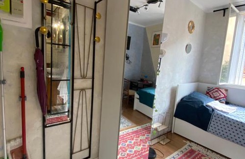 Republique–Point-du-Jour Apartamento | Charming Arty Studio