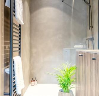 Ghent Apartamento | Charming Attic Retreat in Historic Ghent Center