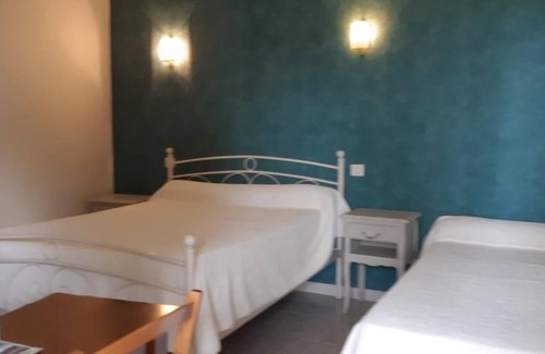 Tamnies Cama Y Desayuno | Charming B&B in the Périgord Noir in the heart of a former priory(4)