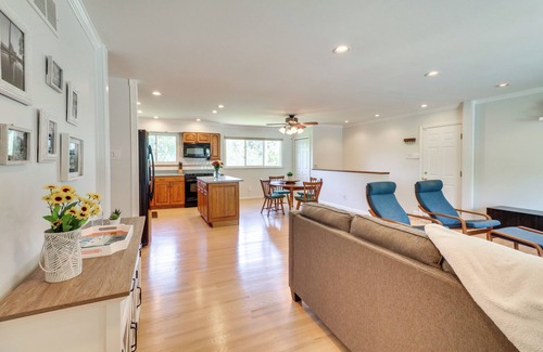 Ballwin Casa | Charming Ballwin Home < 1 Mi to Vlasis Park!