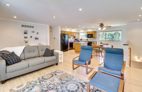 Ballwin Casa | Charming Ballwin Home < 1 Mi to Vlasis Park!
