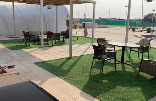 Ras Al Khaimah Casa | Charming barn in RAK. Rustic charm, modern comfort. Book now!