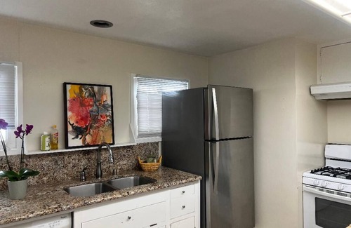 Balboa Island Casa | Charming Beach House Rental