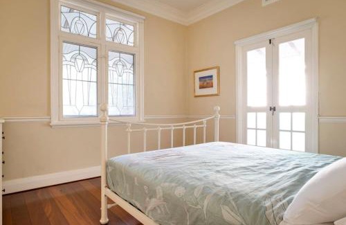 Dunsborough Casa | Charming beach home in heart of old Dunsborough