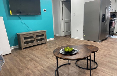 Williamsburg Apartamento | Charming Beach-Style 2-bedroom apartment - Near All the Action!