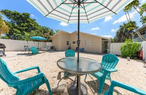 Indian Rocks Beach Apartamento | Charming Beach Villa B