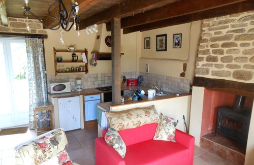 Quistinic Cabaña | Encanto vigas Breton casa de campo con piscinas de agua caliente en el sur de Bretaña