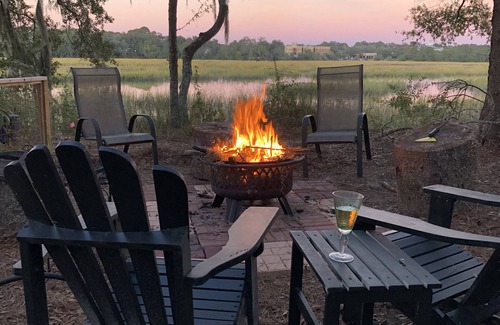 Beaufort Casa | Charming Beaufort Cottage with Marsh Views and Hunting Island Beach pass