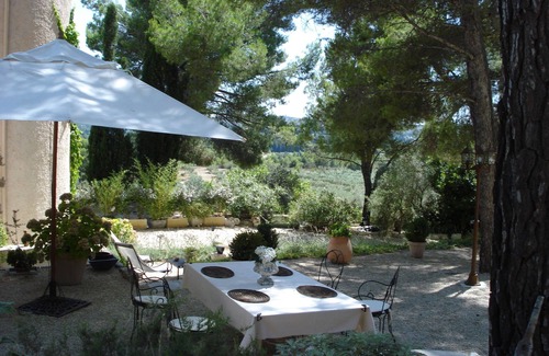 Mouries Casa | Bed and Breakfast con Encanto cerca de BAUX de PROVENCE