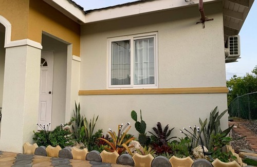 Arvonia Cama Y Desayuno | Charming bed & breakfast with 2 bedrooms and AC in lovely Arvonia