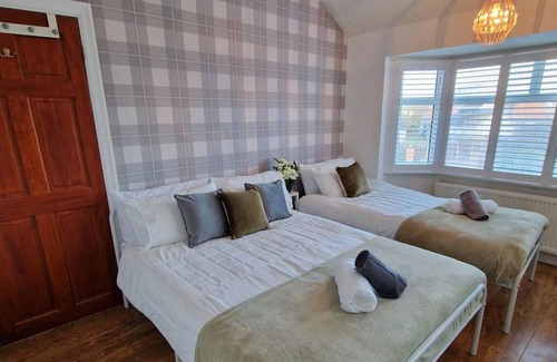 Bedford Casa | Charming Bedford Hideaway with FREE PARKING!