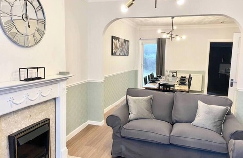 Bristol Casa | Charming Bedminster Home - Sleeps 8