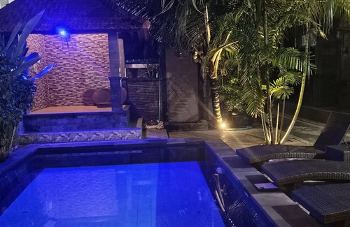 Tuban Casa | Charming bedroom with WiFi and AC in Bali