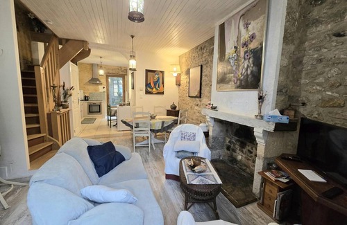 Beynac-et-Cazenac Cabaña | Encanto en Beynac con aire acondicionado y parking privado