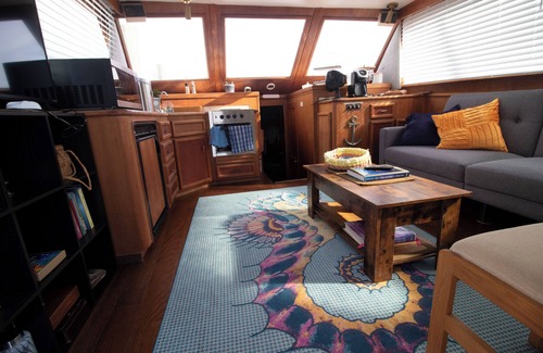 Panama City Alquiler De Eote | Charming boat with AC and WiFi in wonderful Panama City