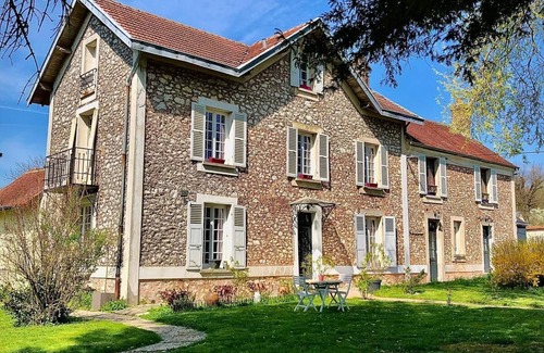Jouy-sur-Morin Casa | 🏡 Charming Bourgeois House – 1h from Paris – 12 Guests – Large Garden