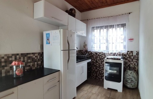 Sao Bento do Sapucai Cabaña | Charming 2-bedroom cottage in wonderful São Bento do Sapucaí with WiFi