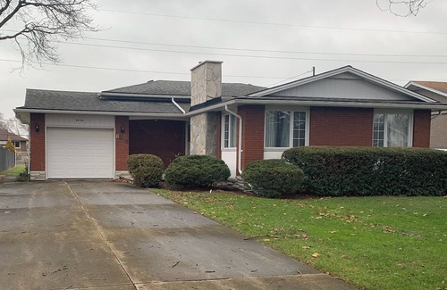 Chippawa Casa | Charming bungalow Retreat in Chippawa Niagara Fall