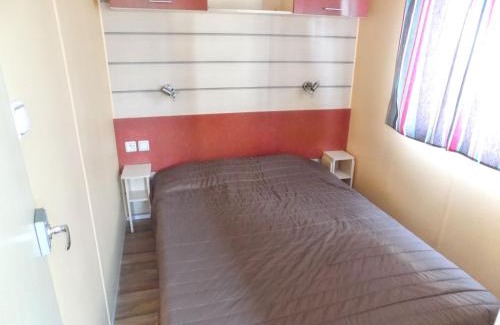 Burinhosa Casa | Charming Bungalow in Pataias with Shared Pool
