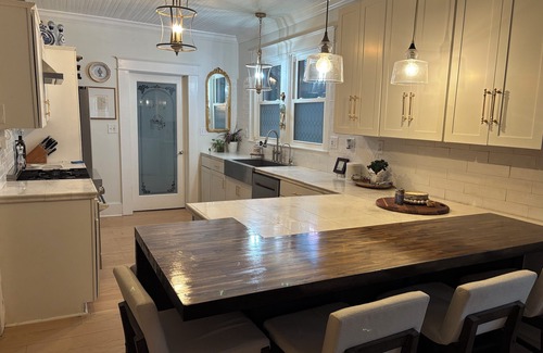 Columbia Casa | Bungalow con encanto, conveniente al centro de la ciudad, barrio tranquilo