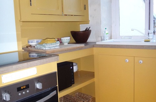 La Charite-sur-Loire Apartamento | Encantadora casa de campo - distrito histórico y borde del Loira (4/5 personas)