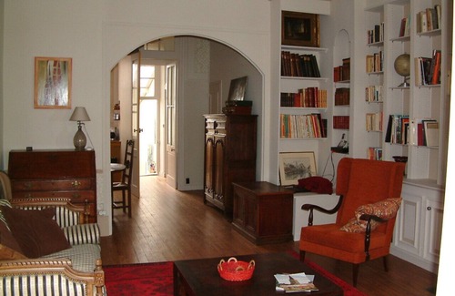 La Charite-sur-Loire Apartamento | Encantadora casa de campo - distrito histórico y borde del Loira (4/5 personas)