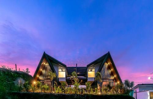 Aguas termales de Arenal Casa | Charming Cabin In La Fortuna Whot Tub Brand New!