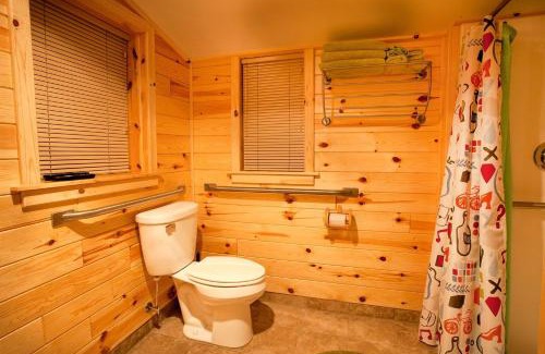 Grayling Casa | Charming Cabin Rental Nestled in the Peaceful Woods of Huron National Forest, Michigan