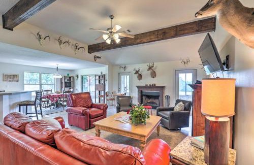 Cameron Casa | Charming Cameron Farm Retreat about 41 Mi to TAMU