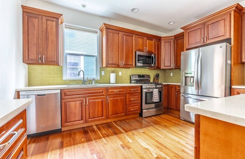 Miller Park Casa | Charming Capitol Hill Craftsman